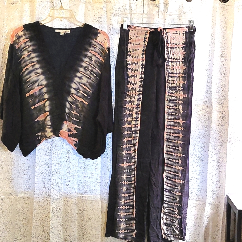 Young Fabulous & Broke 2 piece outfit Size XS